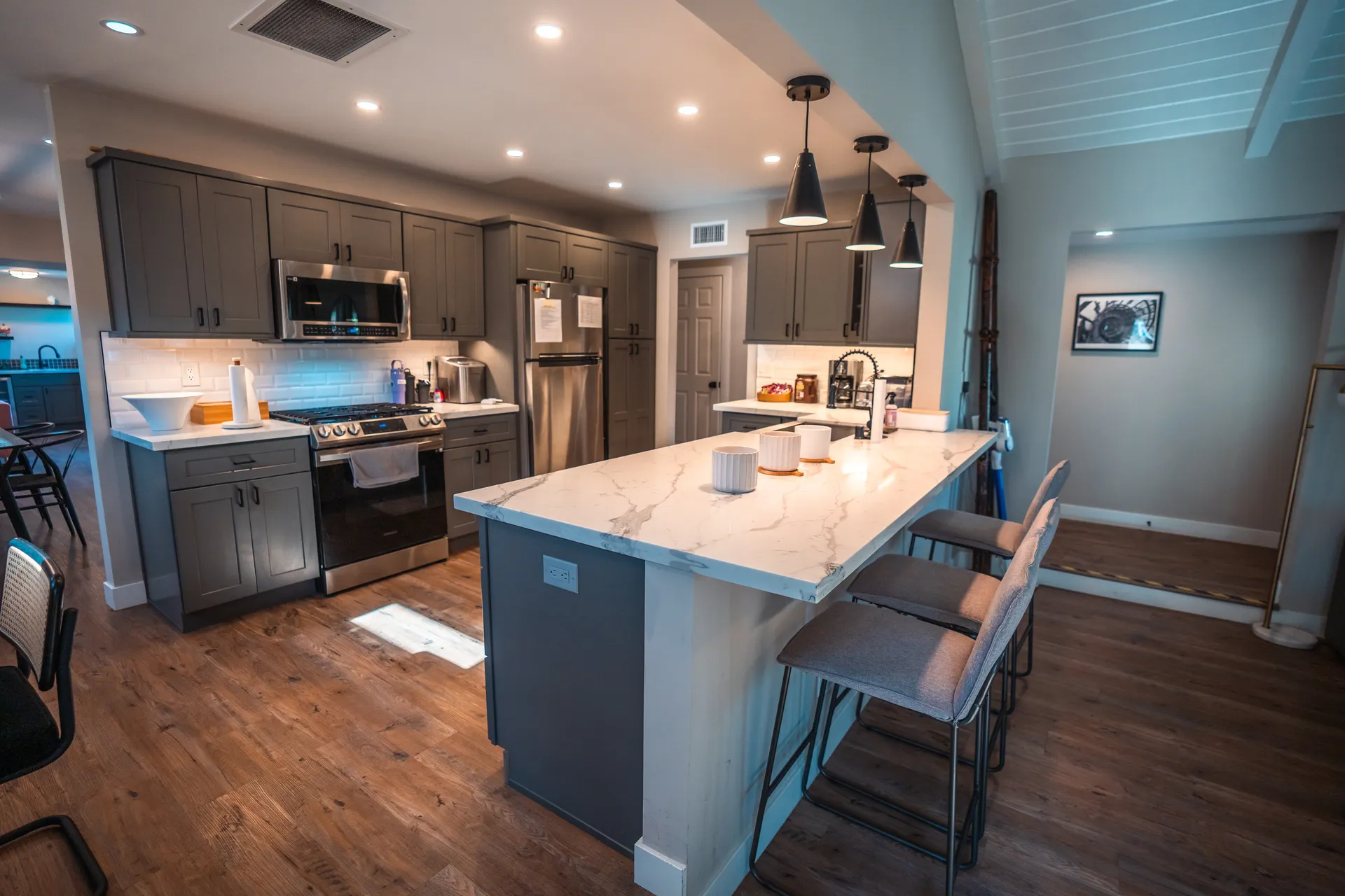 Kitchen and counter seating at a Surf City facility
